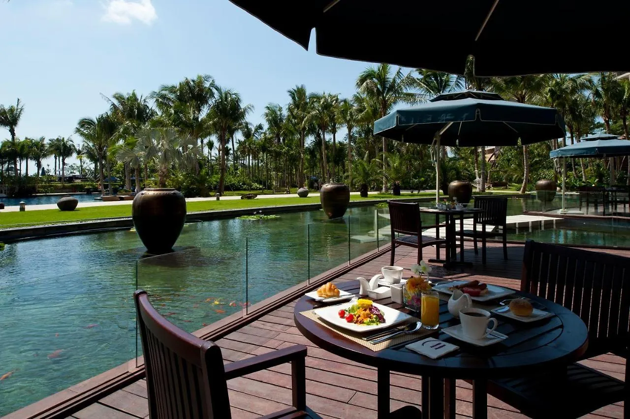 ***** Hotel Pullman Oceanview Sanya Bay Resort & Spa Kina