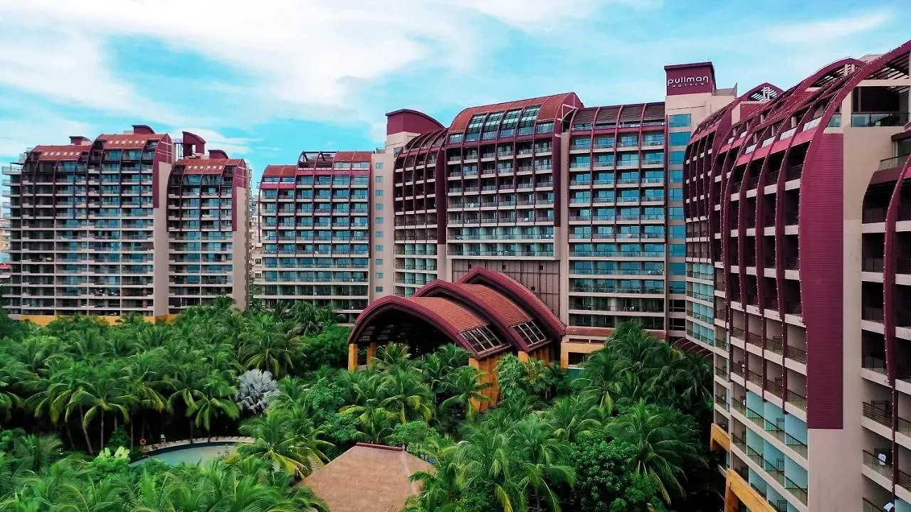 Pullman Oceanview Sanya Bay Resort & Spa Hotel