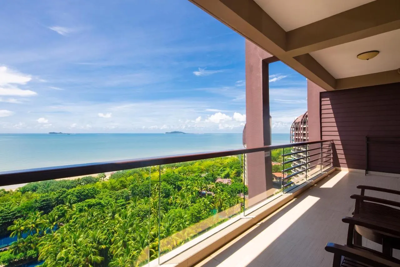 Pullman Oceanview Sanya Bay Resort & Spa