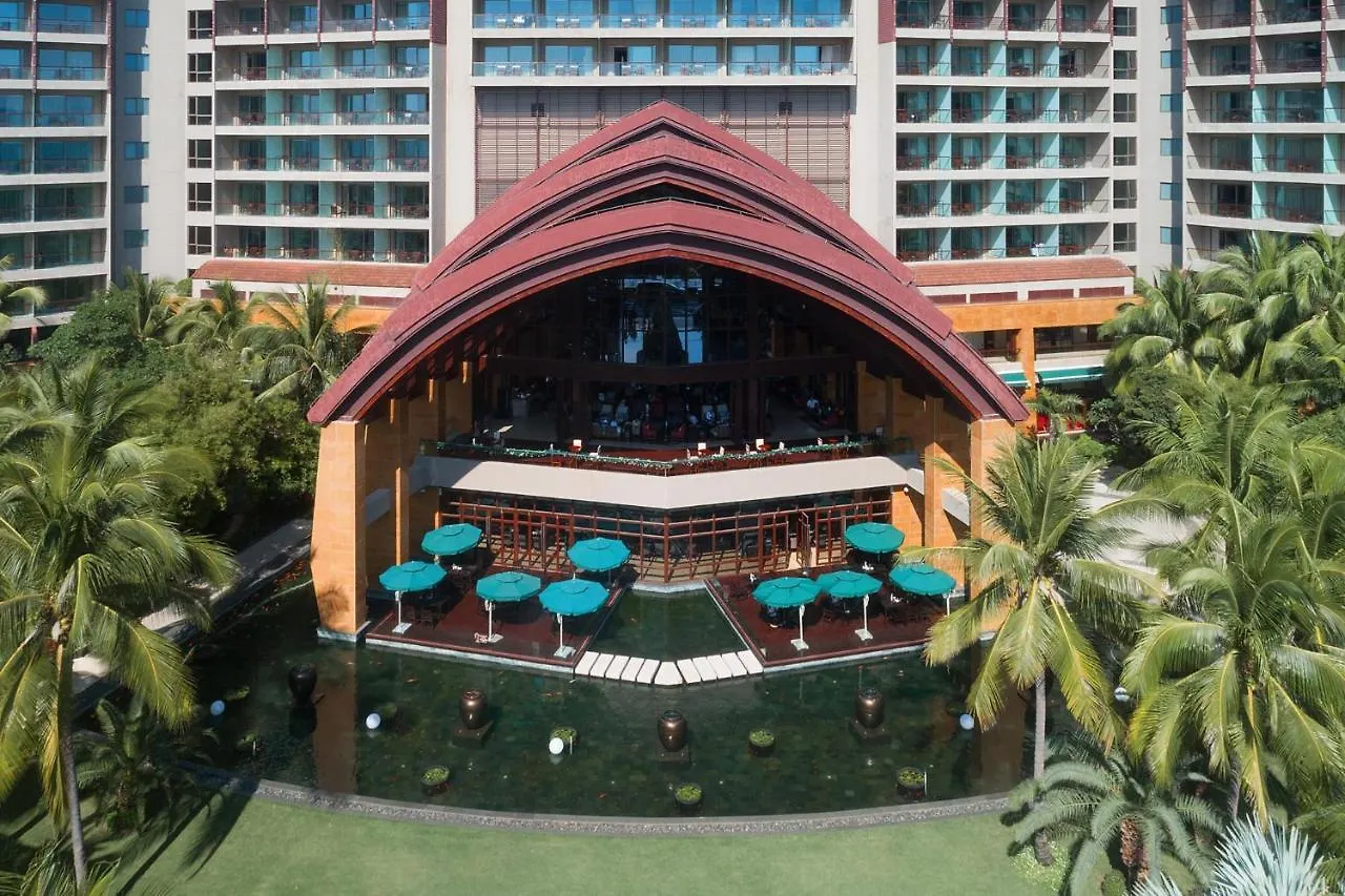 Pullman Oceanview Sanya Bay Resort & Spa China