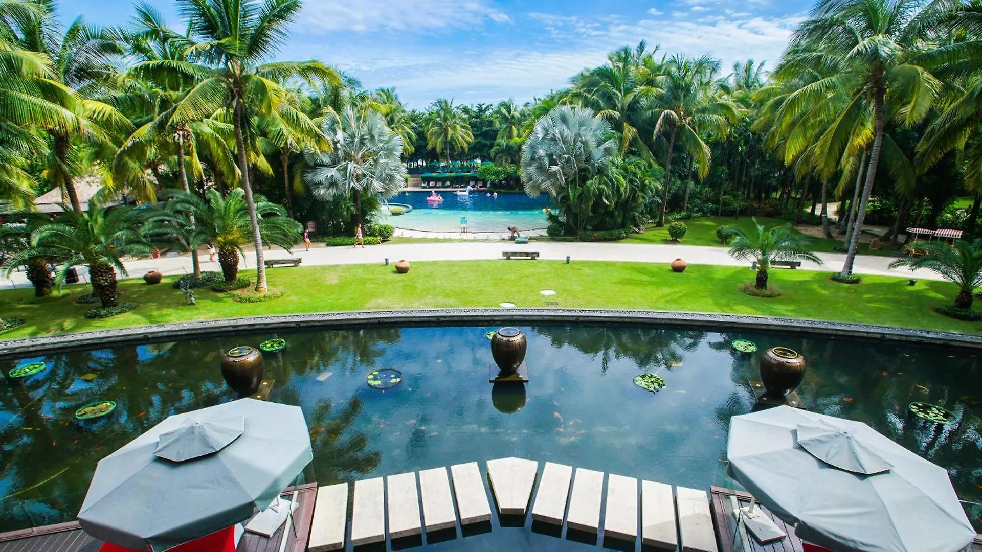Pullman Oceanview Sanya Bay Resort & Spa Hotel